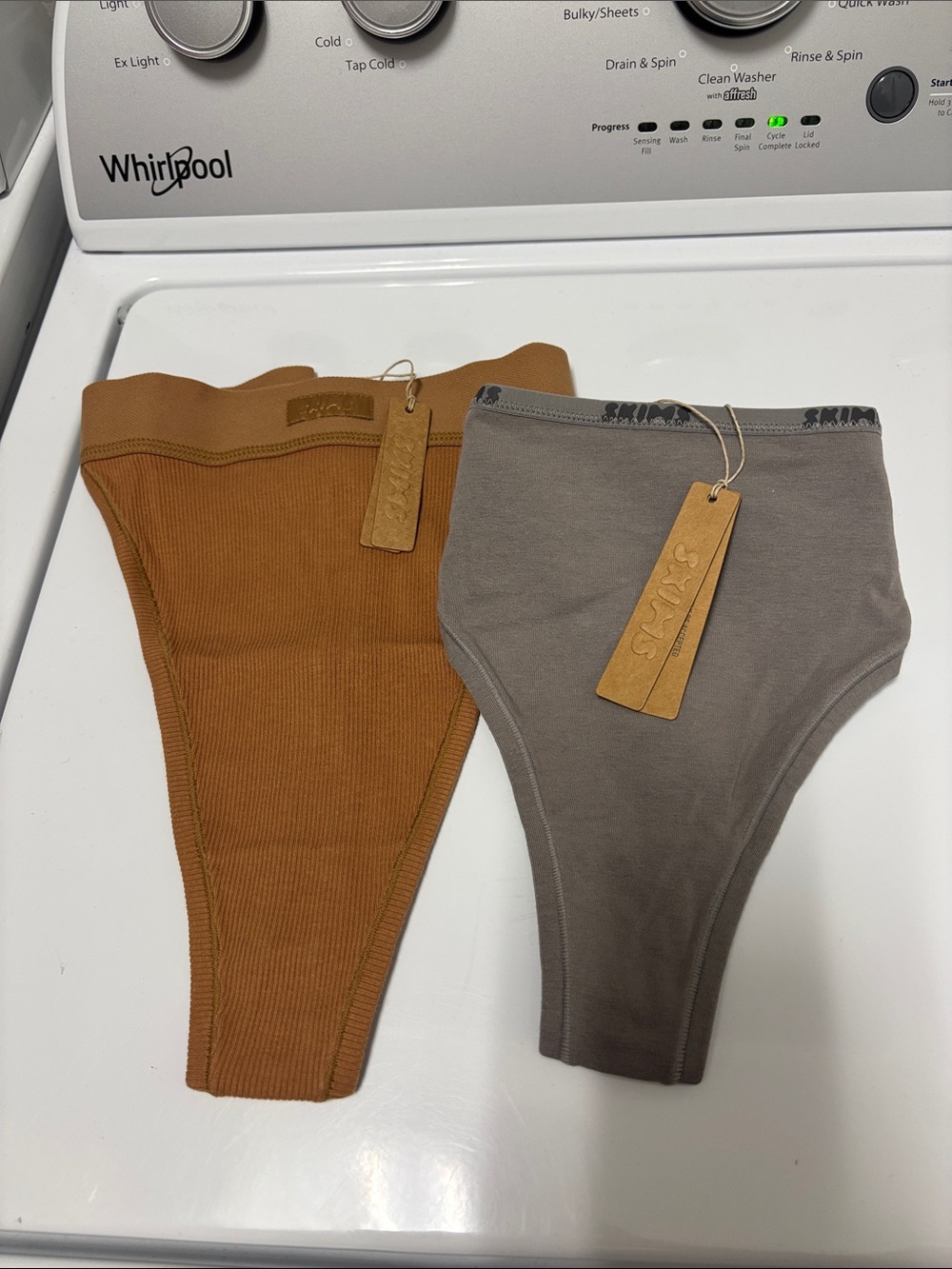 Skims Thong Bundle